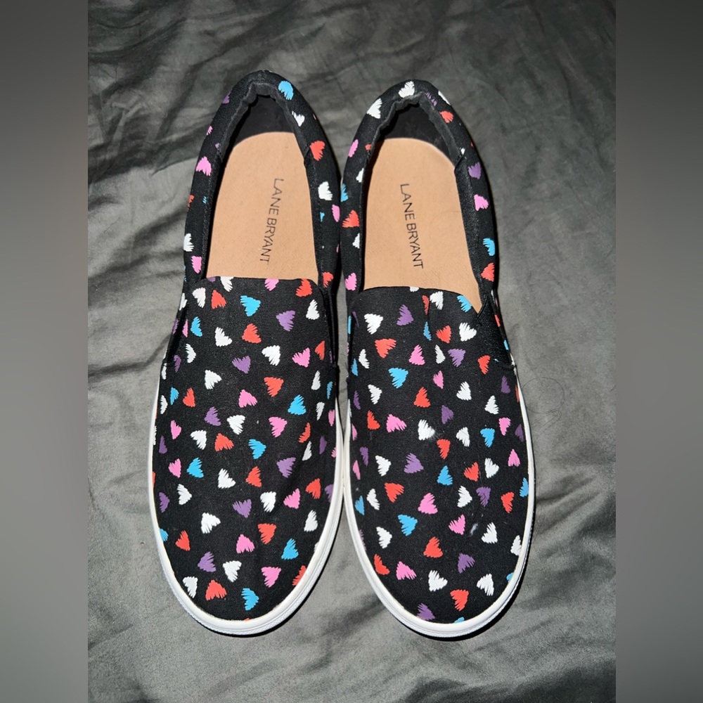 GUC LB slip on shoes